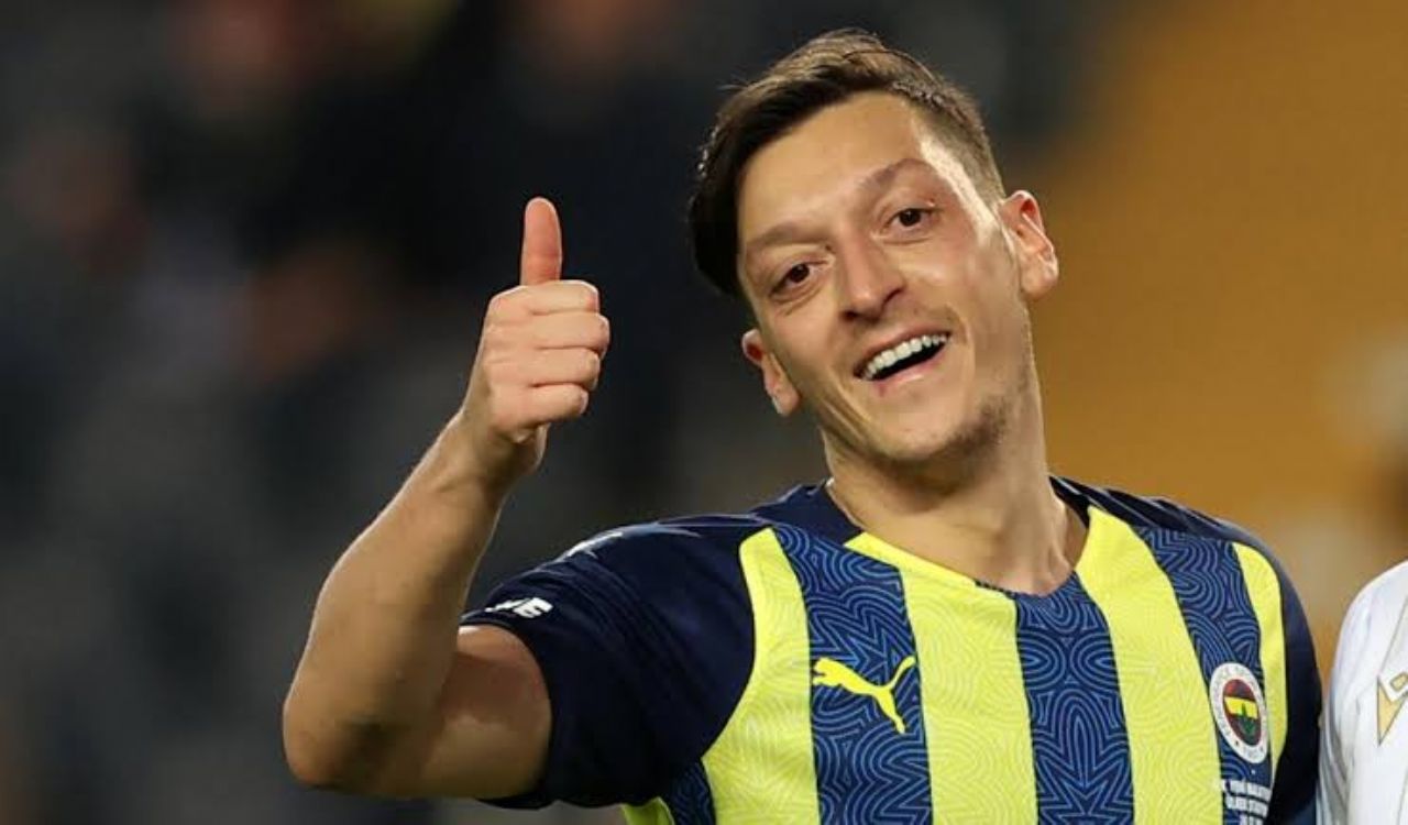 Fenerbahçe'de Mesut Özil dönemi sona erdi!
